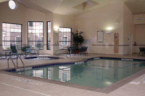 Hotel Staybridge Toledo/maumee By Ihg
