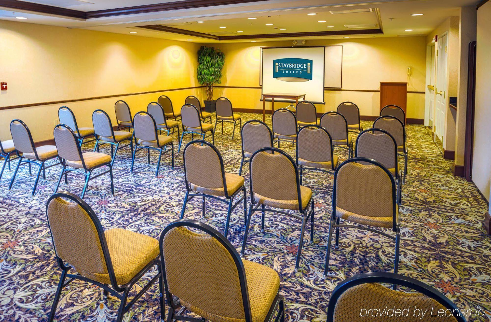 Hotel Staybridge Toledo/maumee By Ihg 3*