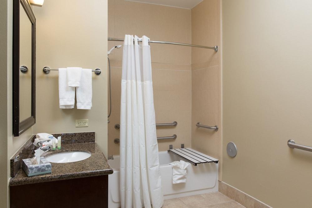 Staybridge Toledo/maumee By Ihg Maumee