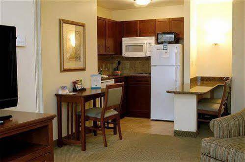 Hotel Staybridge Toledo/maumee By Ihg 3*