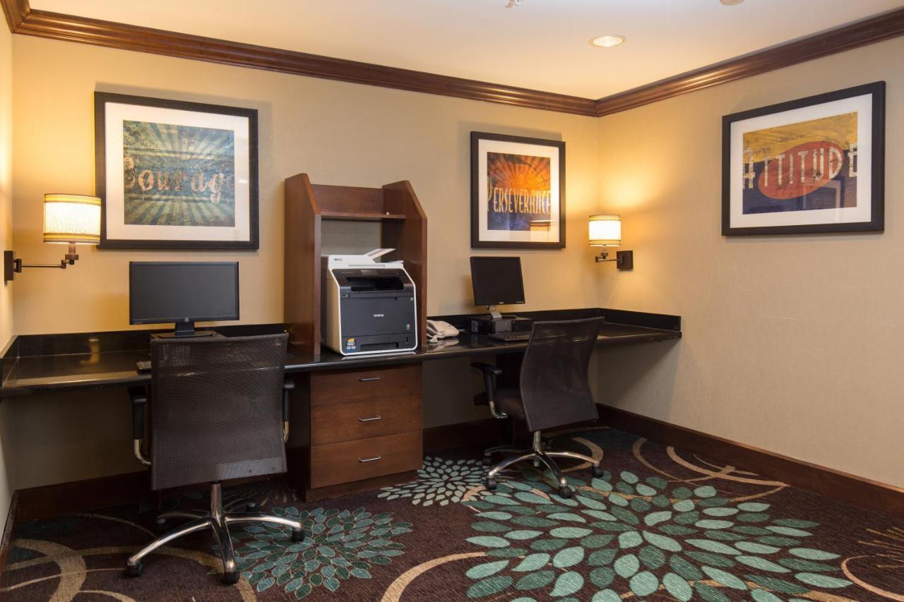 Staybridge Toledo/maumee By Ihg Hotel